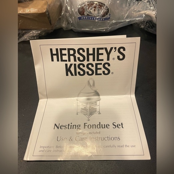 Hershey fondue 100 anniversary edition - Picture 2 of 5